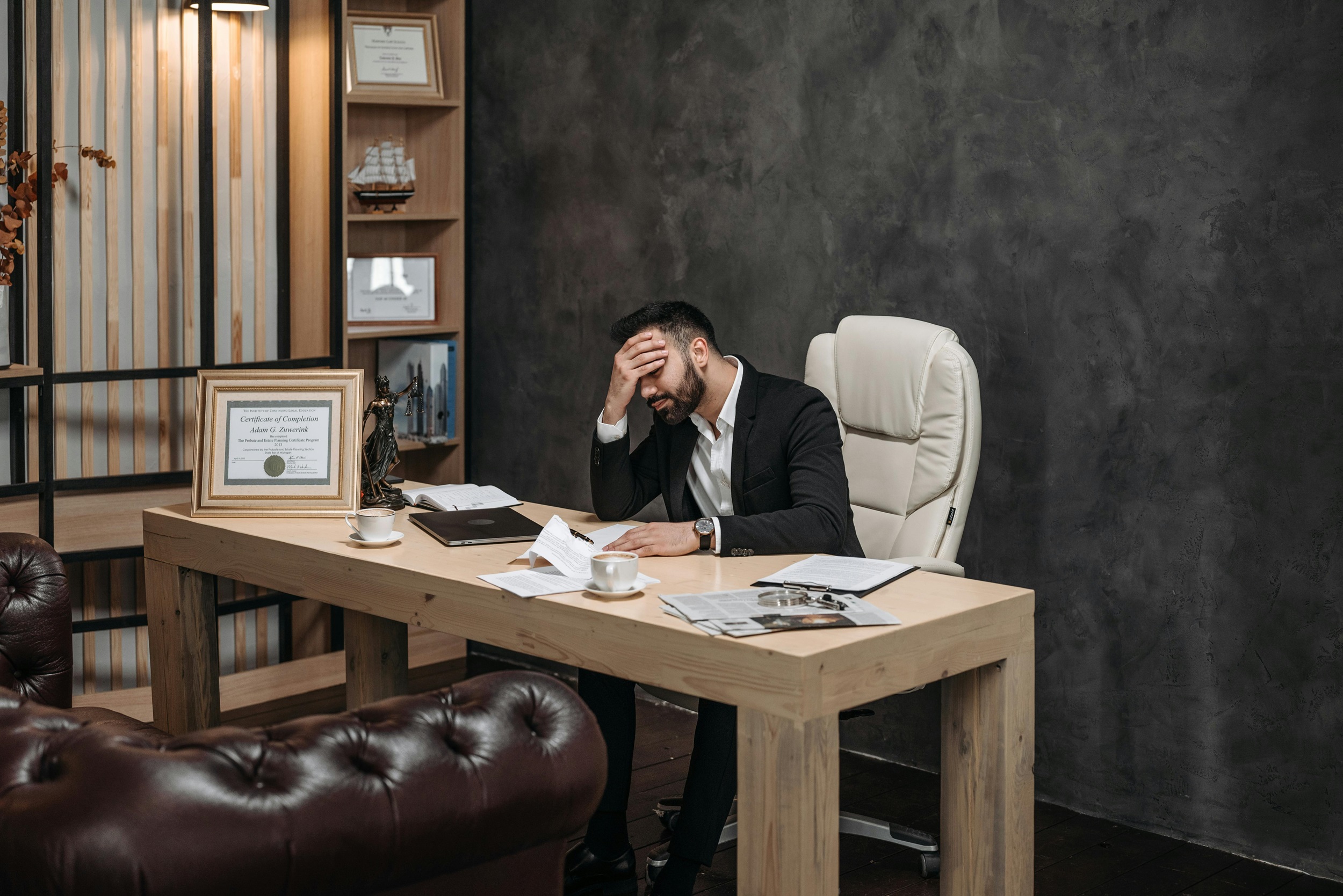 FrancescoPecoraro.com_Handling Crisis Communication with Grace