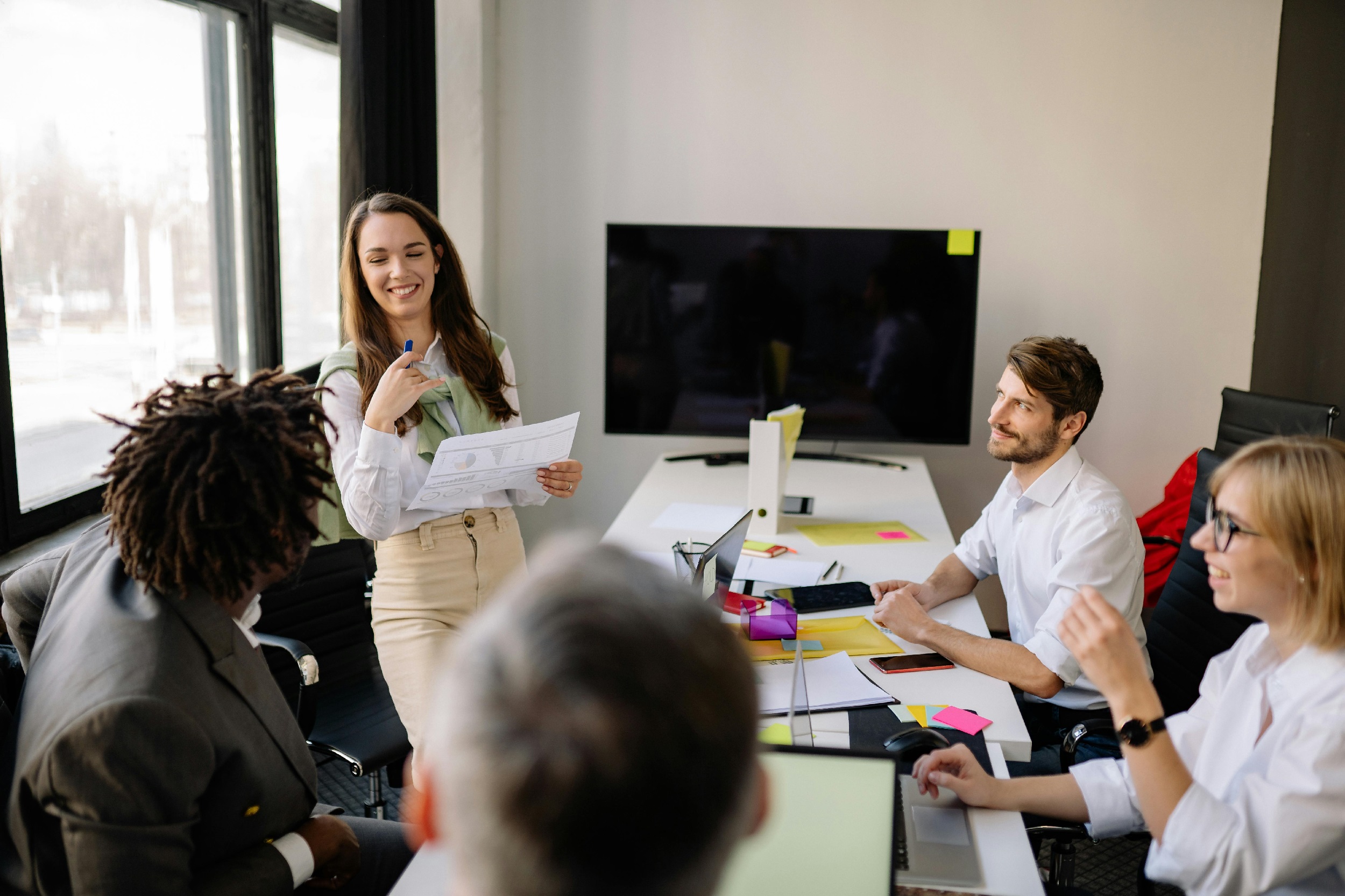 How to Stand and Move with Purpose During Interactions