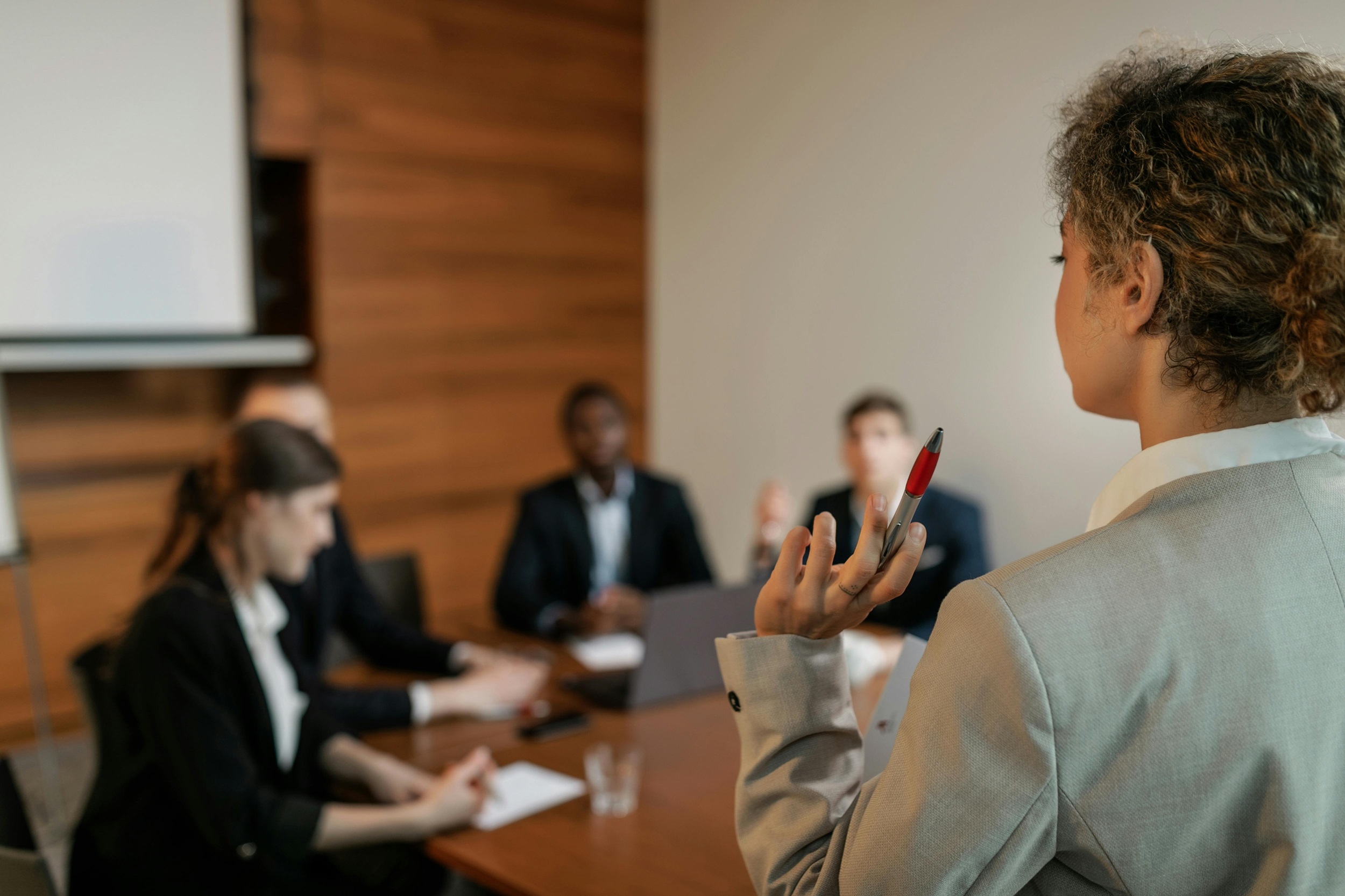FrancescoPecoraro.com_Mastering the Art of Negotiation and Persuasive Speaking