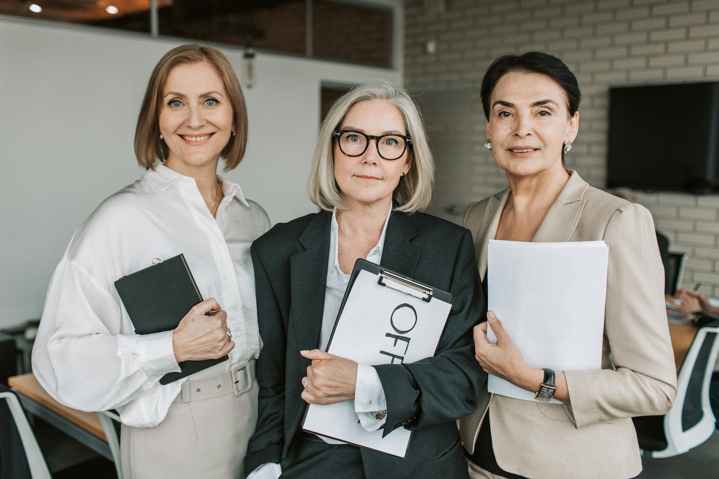 FrancescoPecoraro.com_How to Communicate Like a Leader, Not a Boss