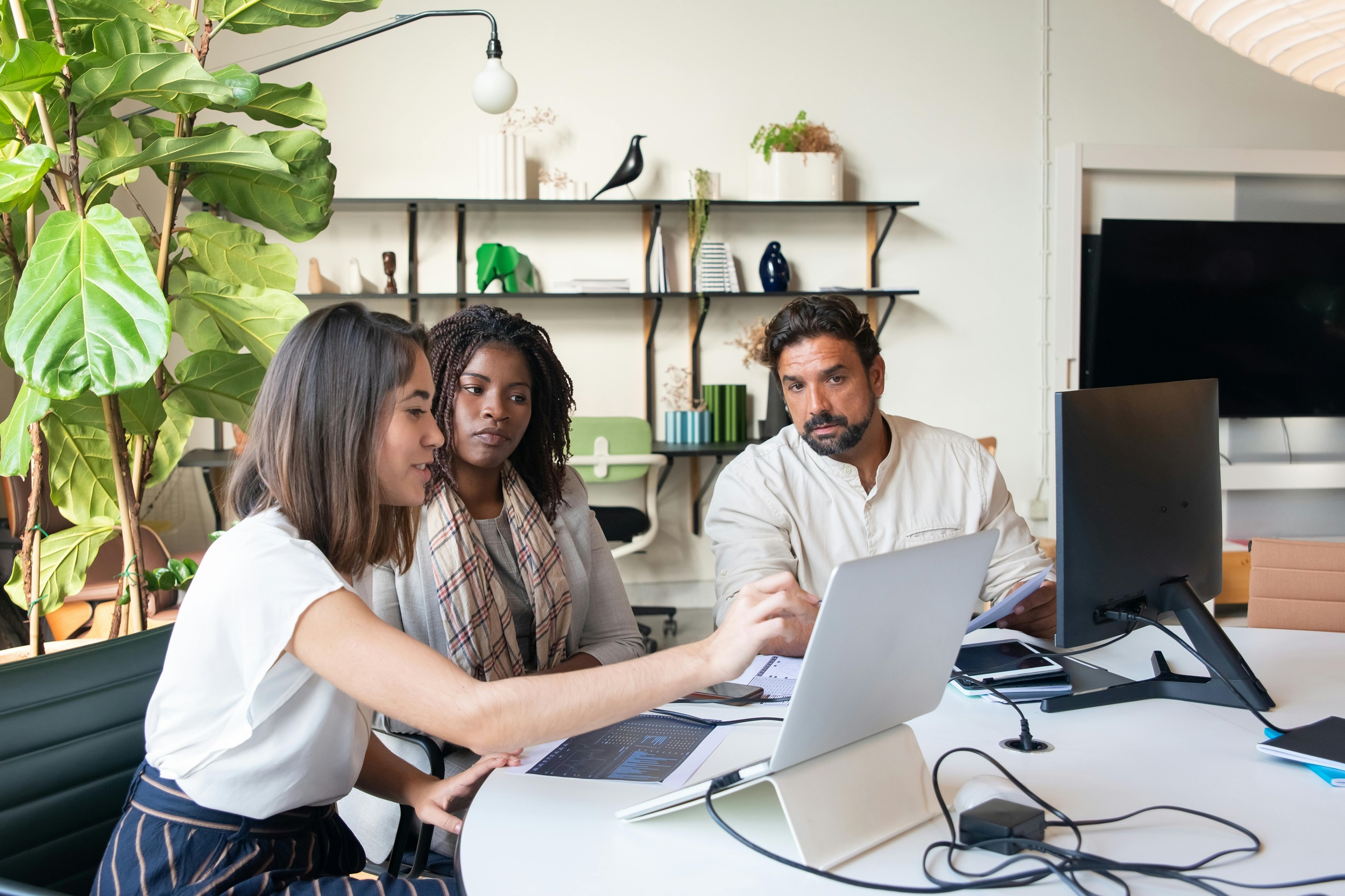 FrancescoPecoraro.com_The Hidden Cost of Poor Communication at Work