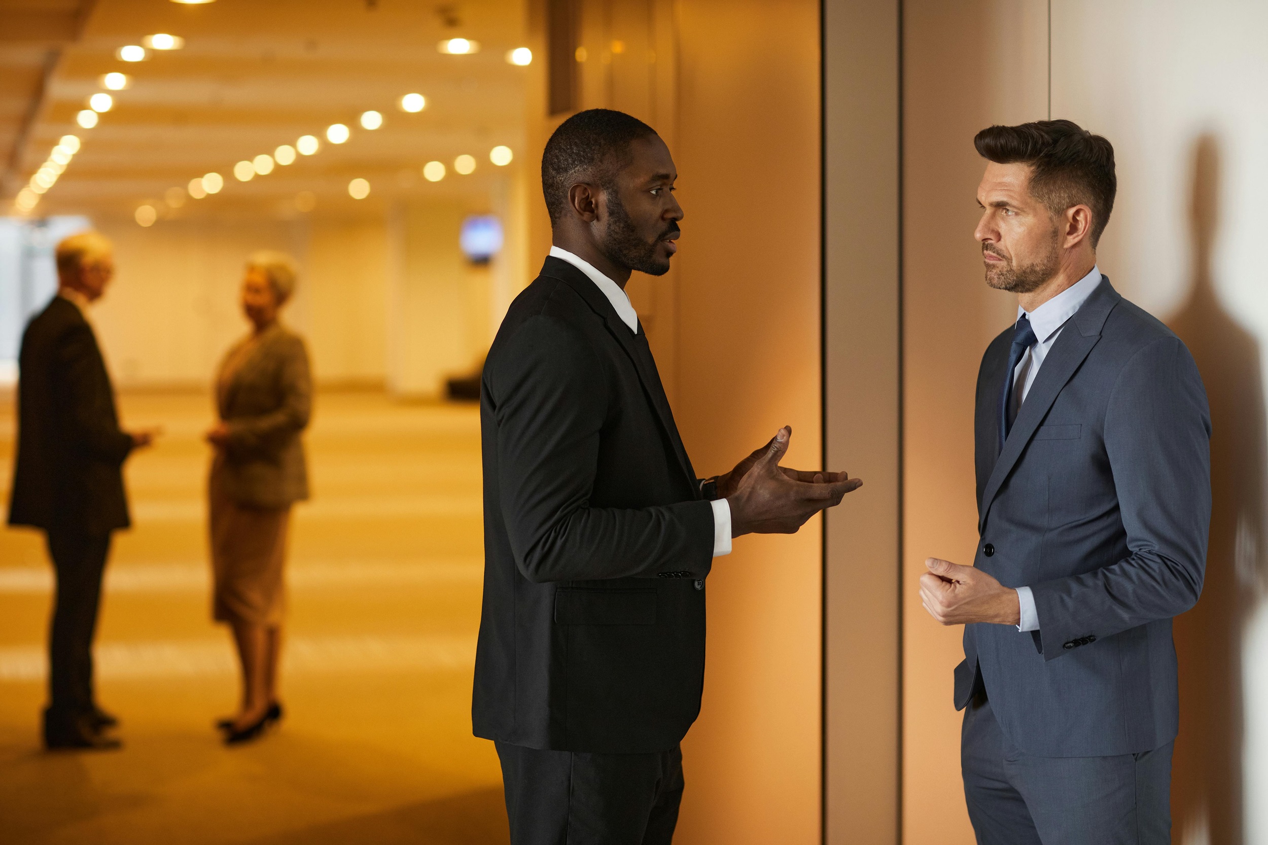FrancescoPecoraro.com_The Professional Speaking Habit That Changes Perception