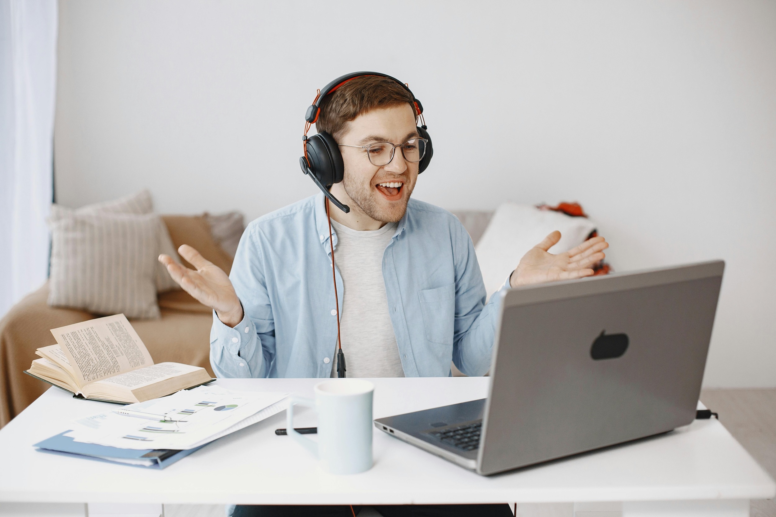 FrancescoPecoraro.com_What Confident Communicators Do Differently